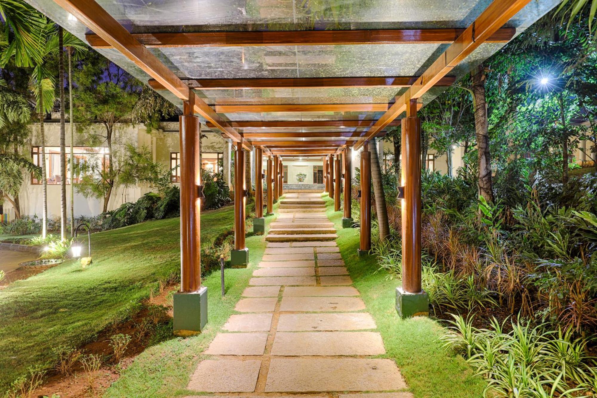 Club Mahindra Golden Landmark, Mysuru Екстер'єр фото